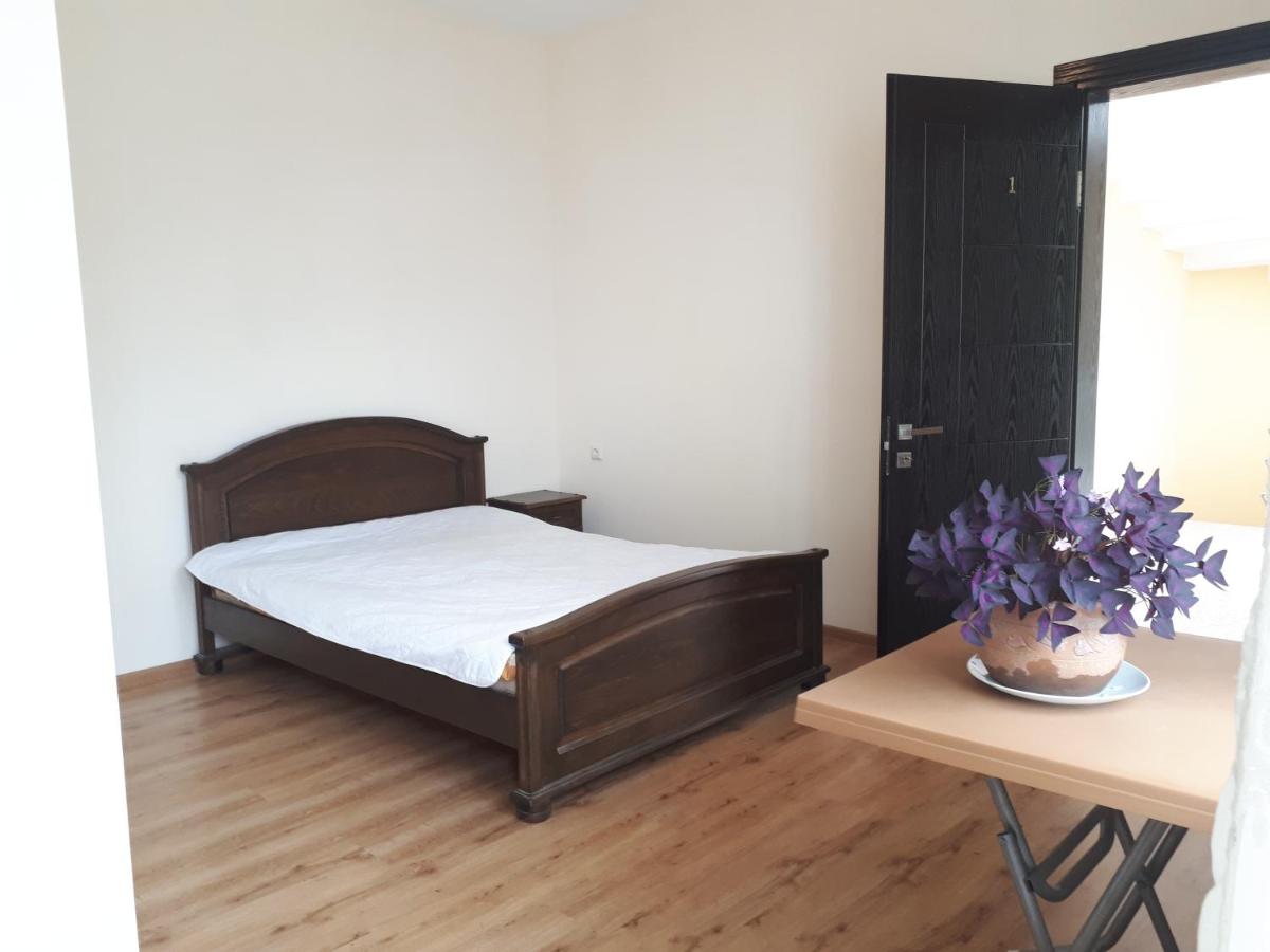 Doppelzimmer mit Balkon