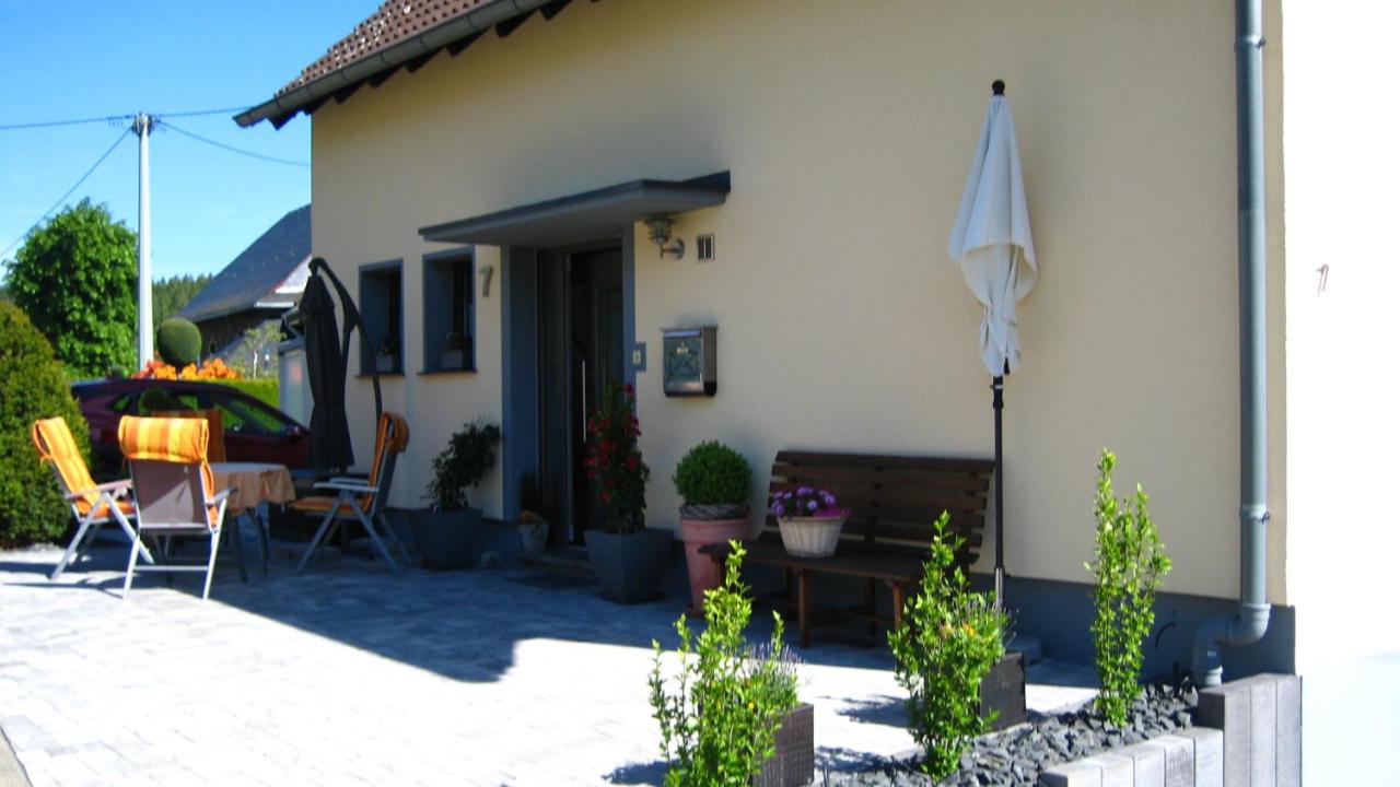 B&B Wimbach - Gästezimmer Waldblick - Bed and Breakfast Wimbach