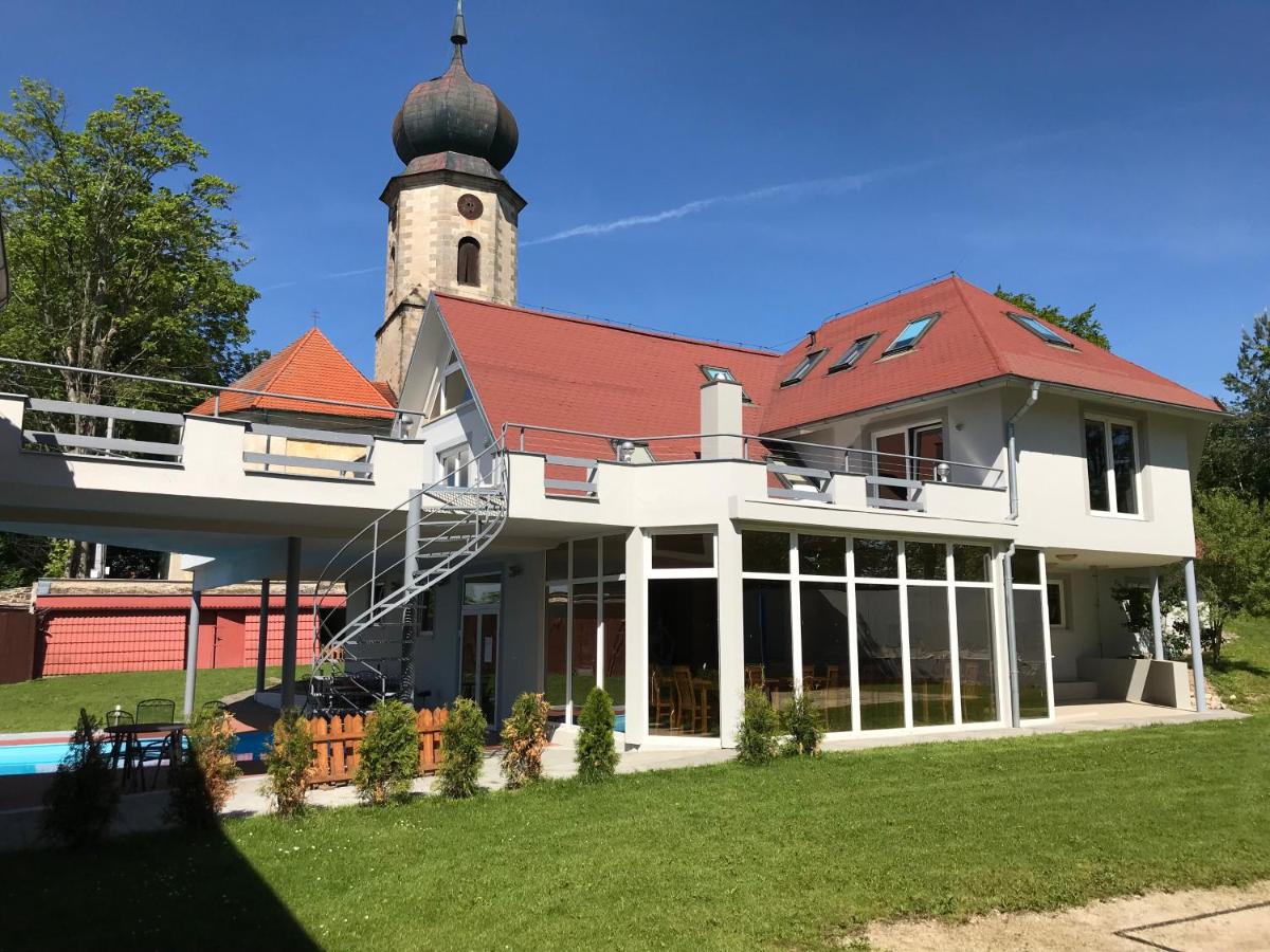 B&B Eger - Beach Pension - Bed and Breakfast Eger