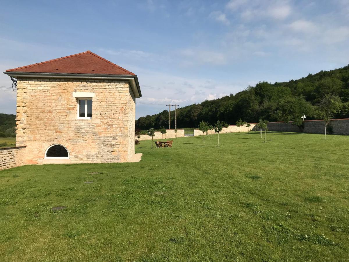 Gîte de la Tour, 6 pers - B&B Arc-en-Barrois
