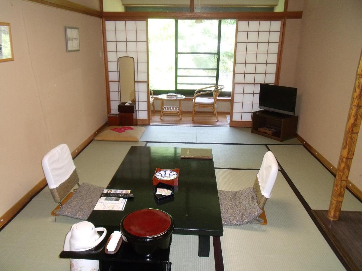 Zimmer im japanischen Stil mit Gemeinschaftsbad - Ostgebäude, Raucher 