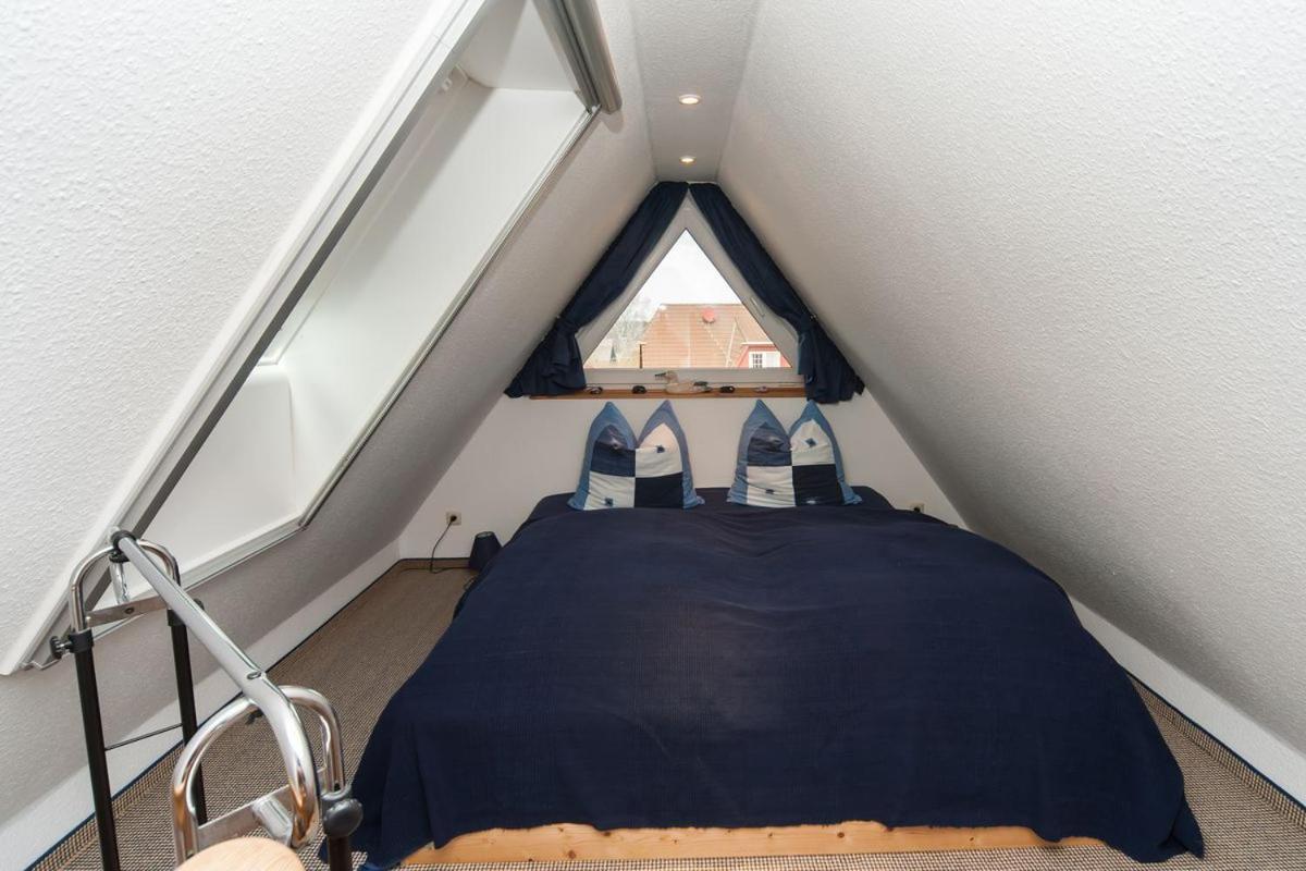 Apartment in Attic and Maisonette - H
