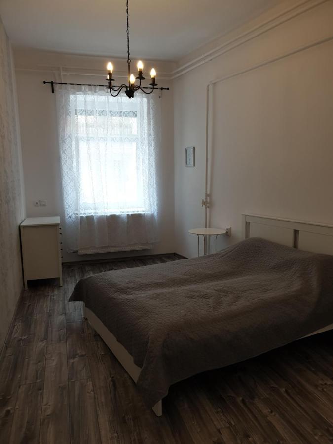 Pacsirta Apartman Grand - B&B