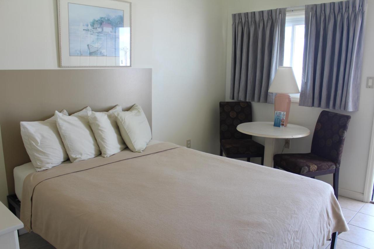 Motel Room-Type 1