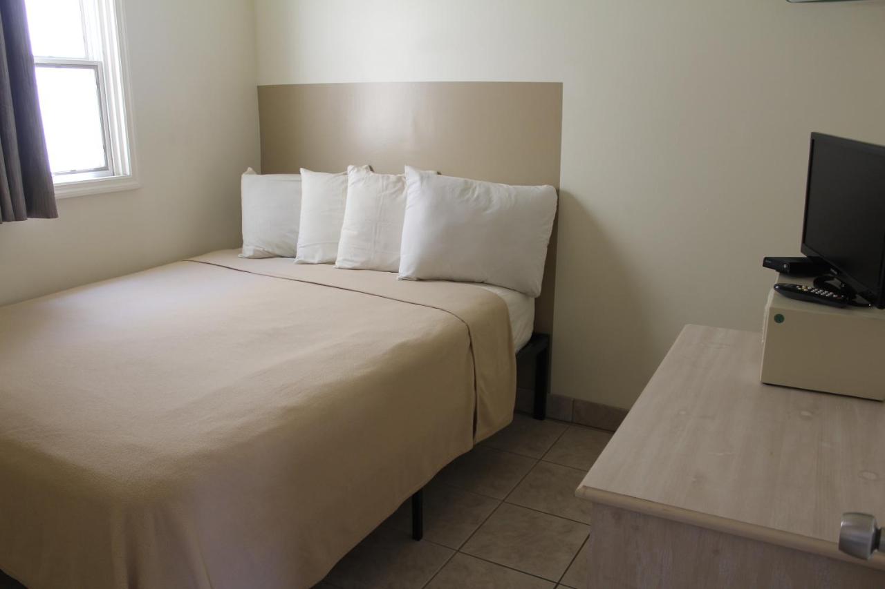 Three Room Efficiency- Type 7