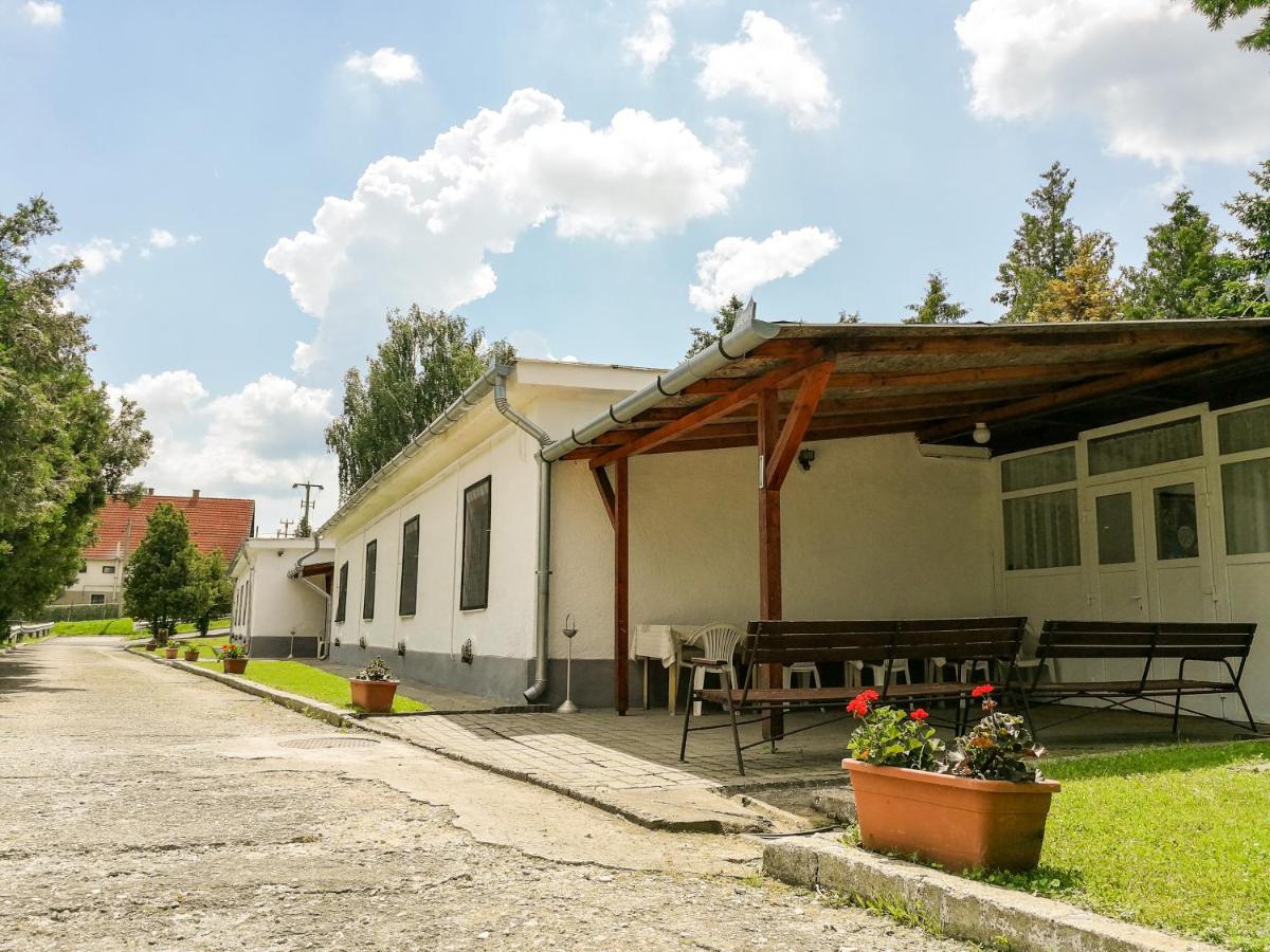 B&B Aggtelek - Panoráma Üdülő - Bed and Breakfast Aggtelek