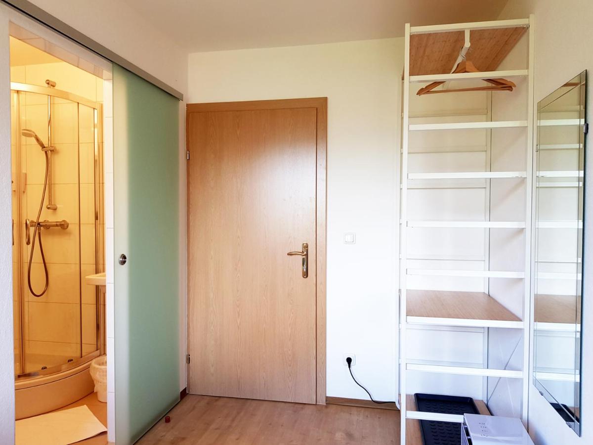 Single Room with Mountain View