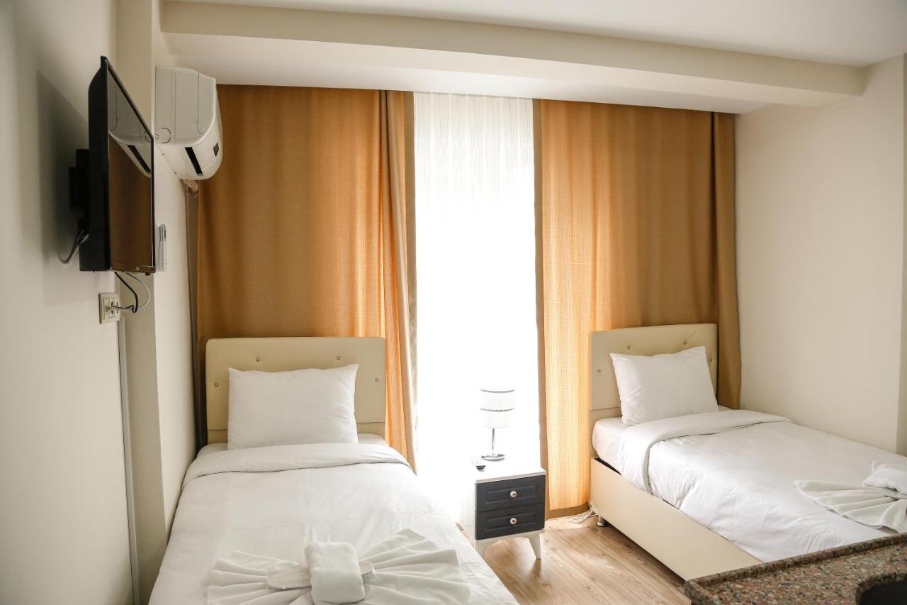 Double or Twin Room with Bathroom