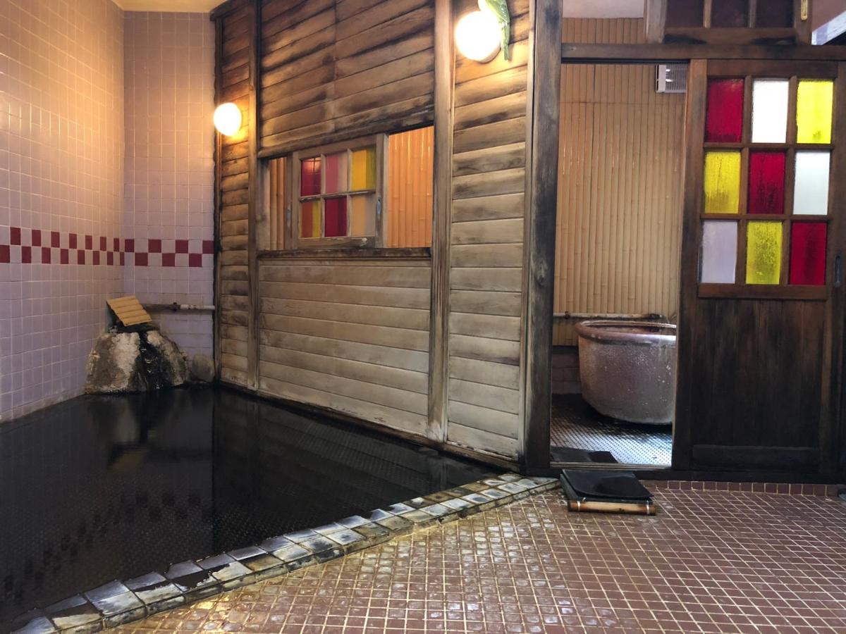 Japanese-Style Twin Room with Shared Bathroom