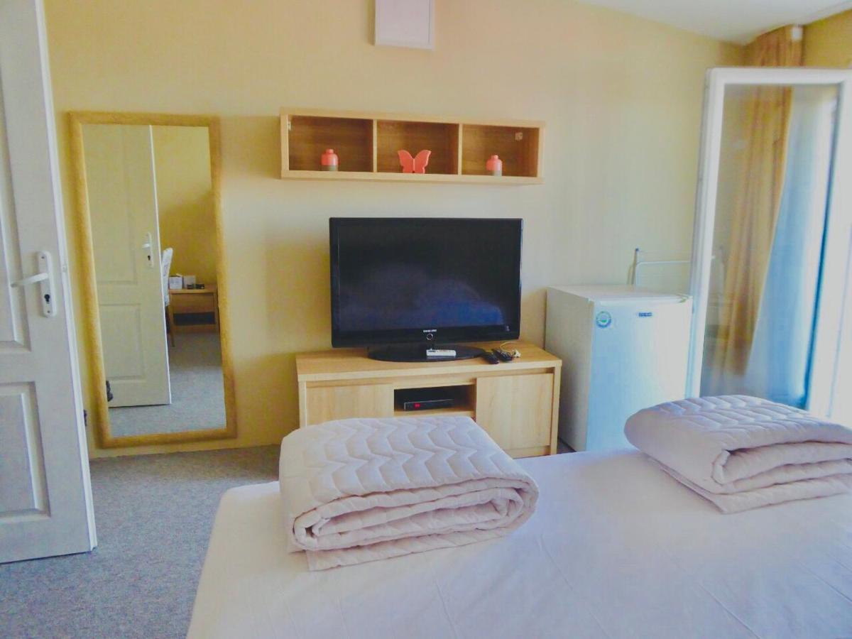 Doppelzimmer mit Balkon