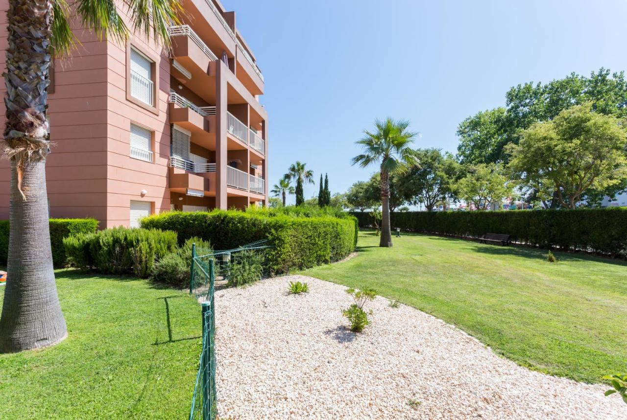 Litoralmar beachfront apartment - B&B