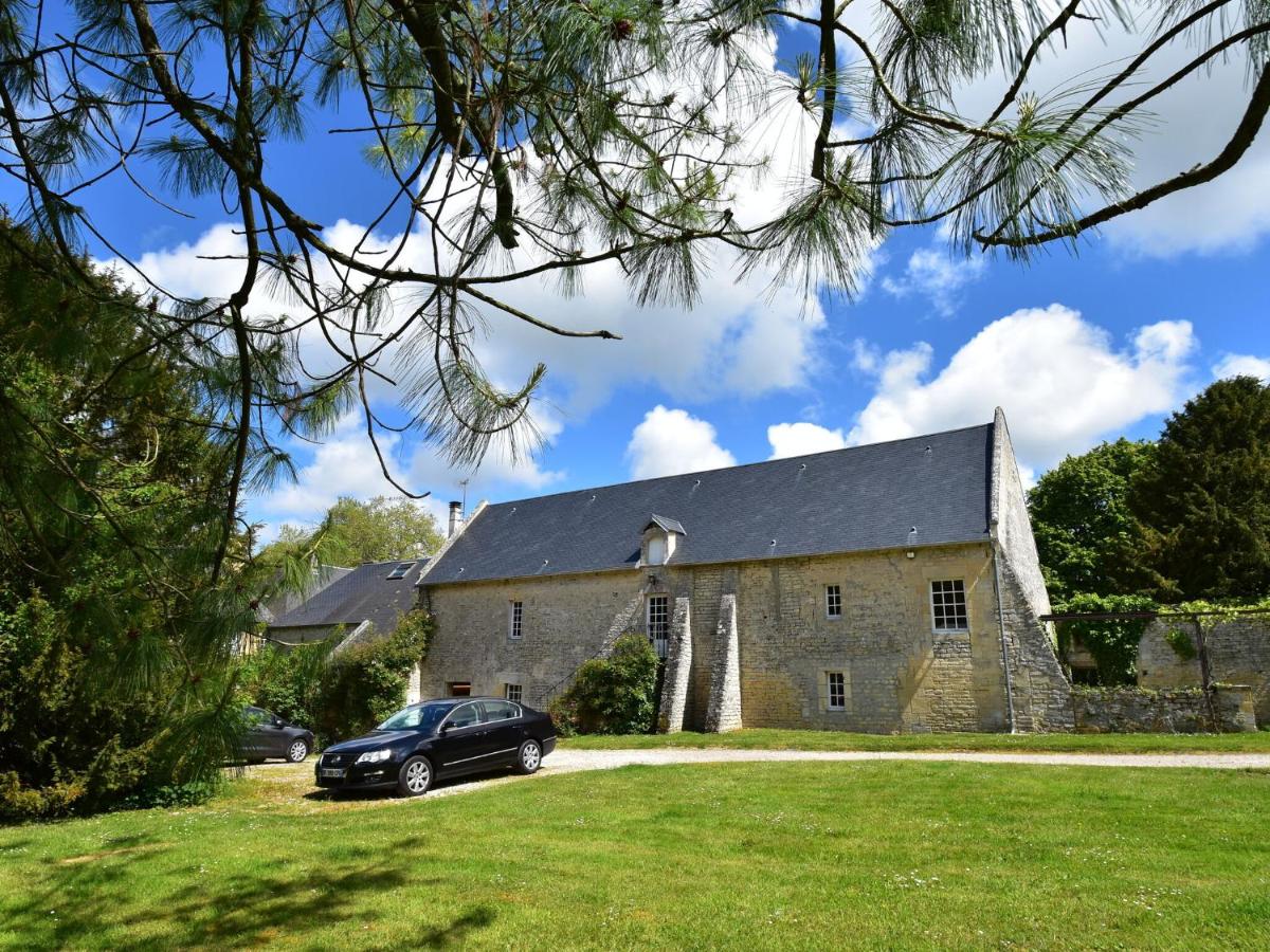 B&B Lantheuil - Cozy Holiday Home in Lantheuil with Garden - Bed and Breakfast Lantheuil