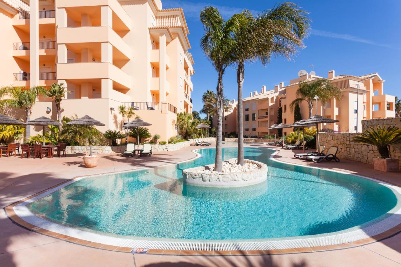 Aum Praia da Luz Resort Apartment - B&B
