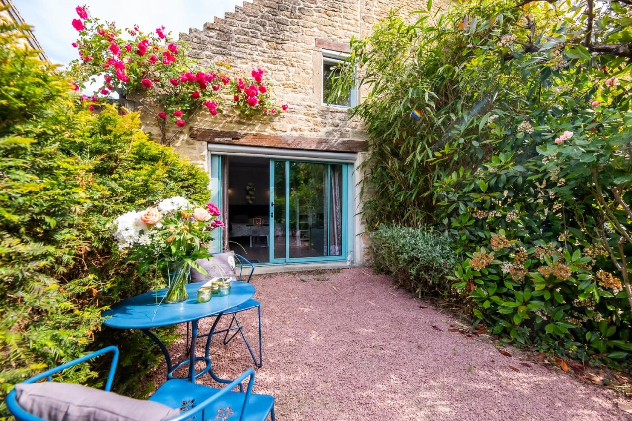 Chambre Confort avec Balnéo, accès gratuit à la piscine et au SPA