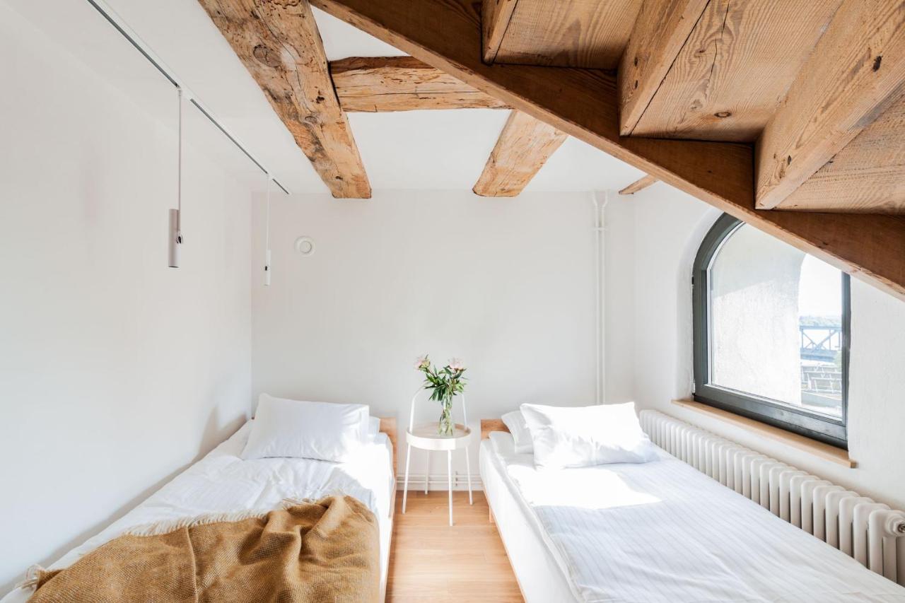  Apartment 8 - Split Level Deluxe