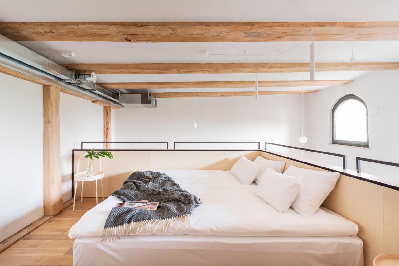 Apartment 2 - Split Level Suite