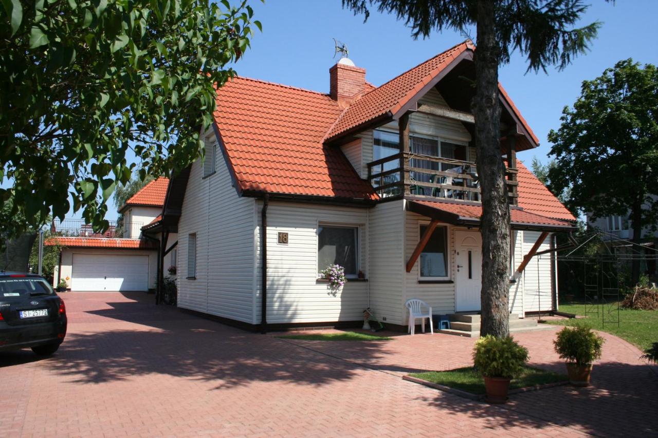 U pani Ani Żeglarska 18 - B&B