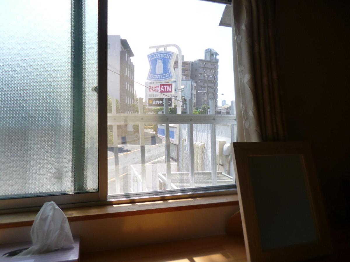 Twin Room with Shared Bathroom