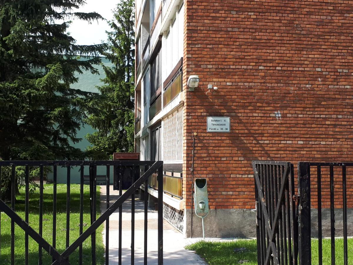 Tengerészlak Apartman - Chambres d'hôtes Fonyód