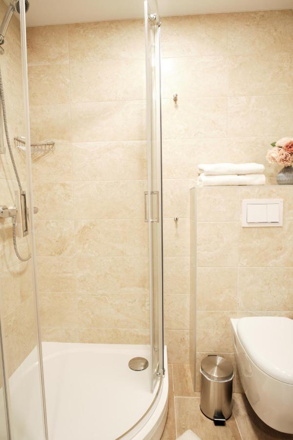 Cosy studio near Akropolis and Švyturio arena - B&B Klaipėda