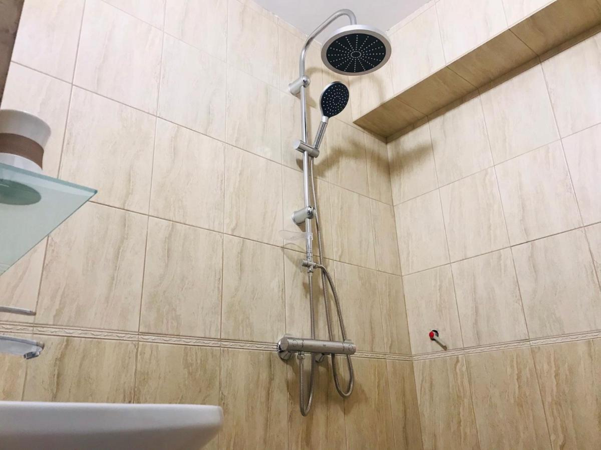 Doppelzimmer mit Balkon