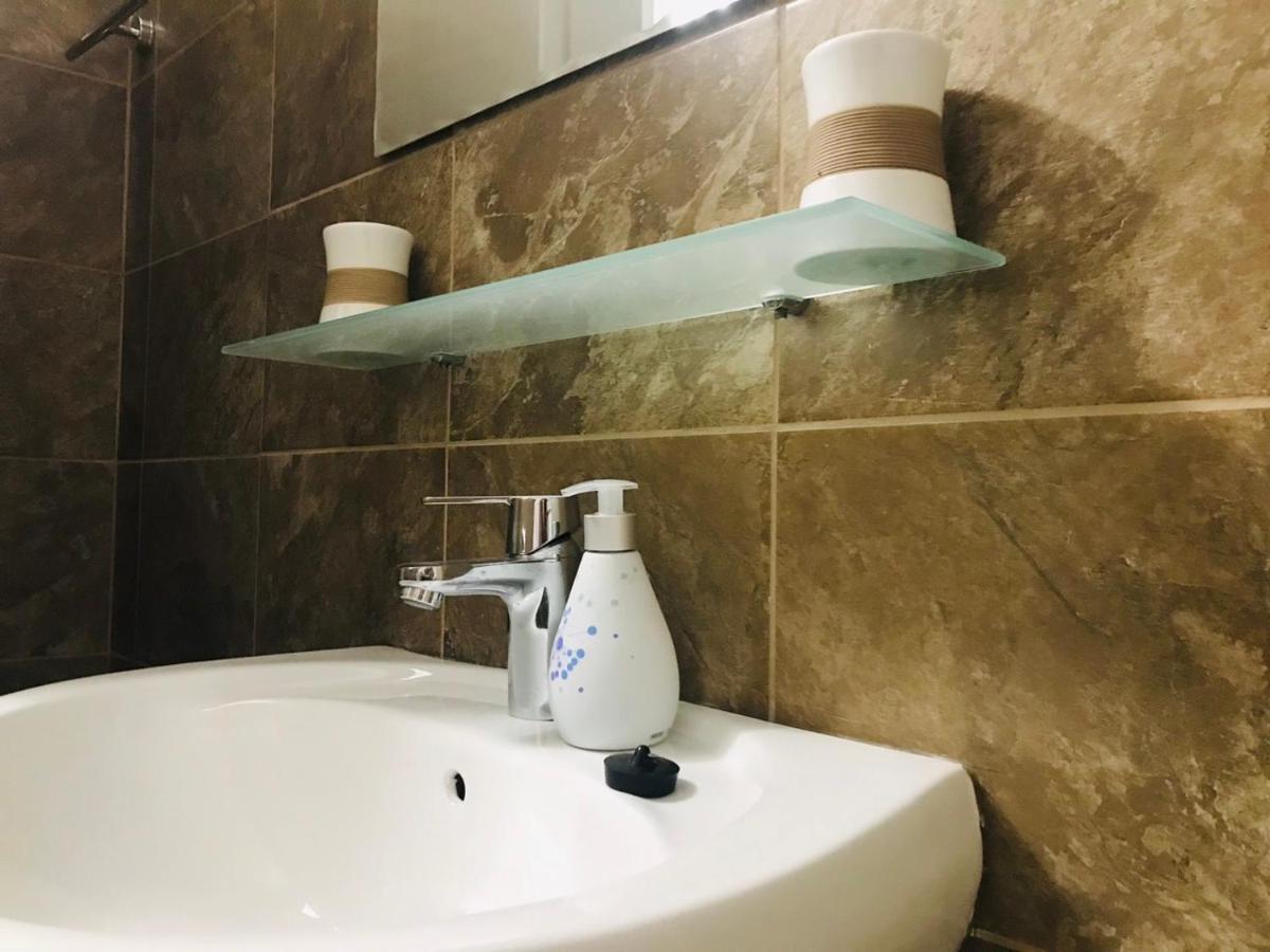 Doppelzimmer mit Balkon