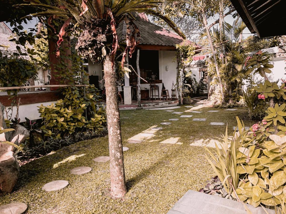 Bale Asri Bukit Jimbaran - B&B