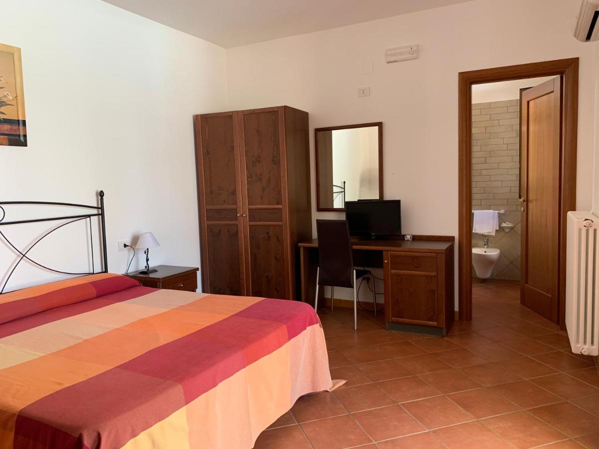 Camera Quadrupla (2 Adulti + 2 Bambini)