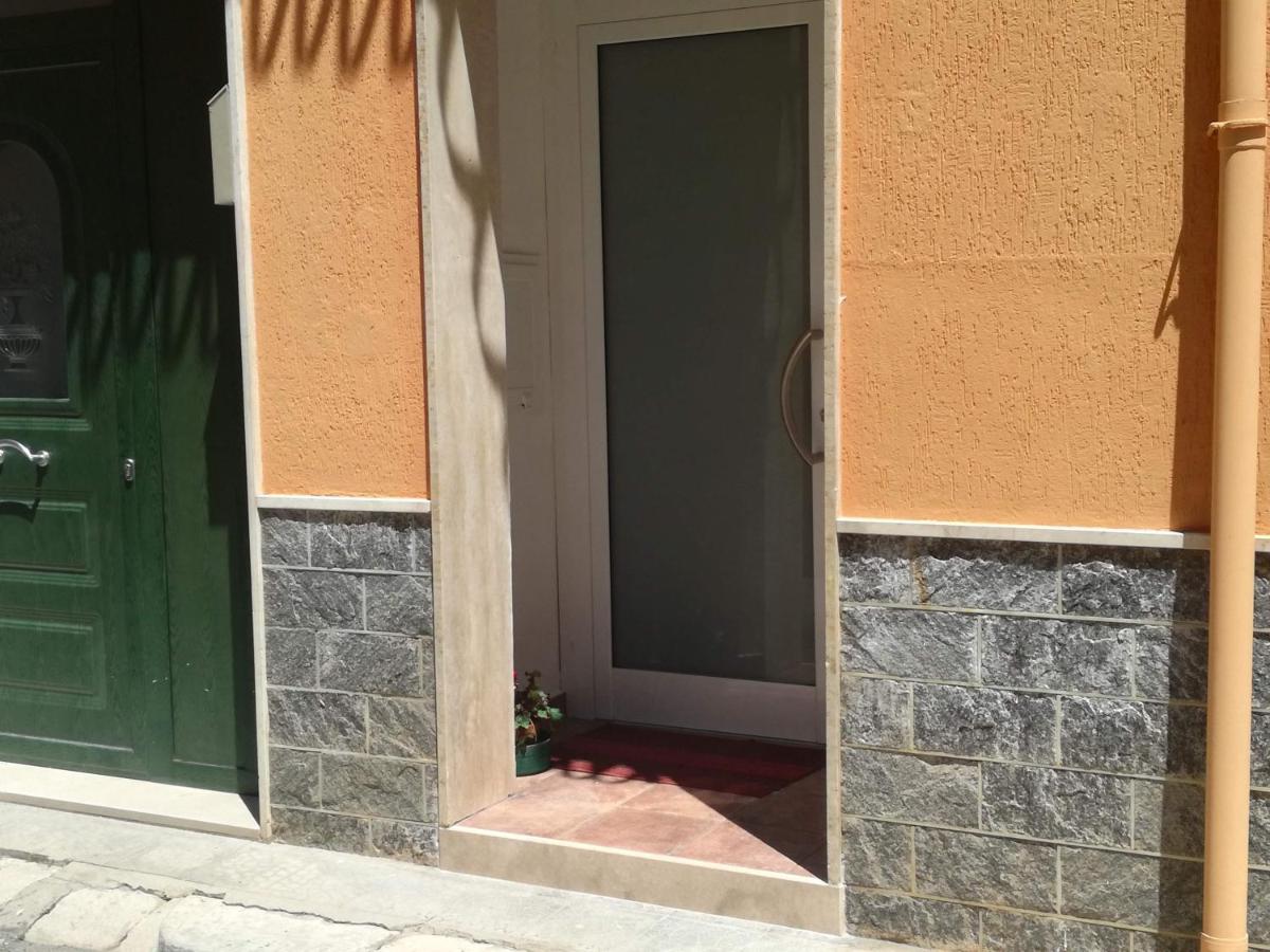 Deluxe Room with Private Bathroom
