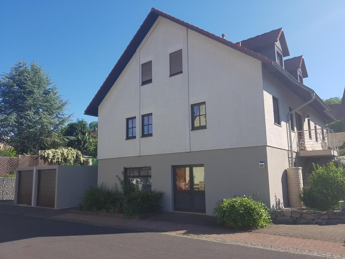 B&B Eisenach - Ferienwohnung Hampel - Bed and Breakfast Eisenach