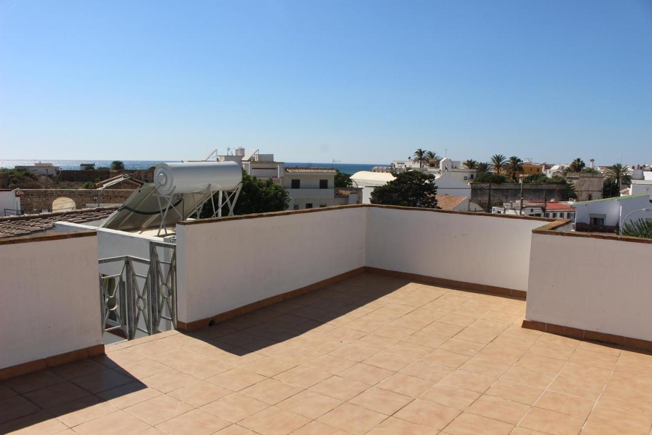 Atico De Amplias Terrazas En Zahara Pueblo - Chambres d’hôtes