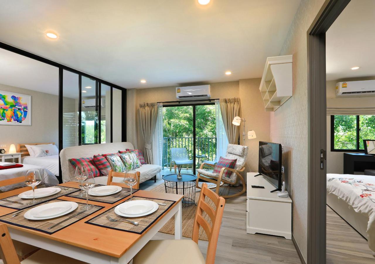 Deluxe Apartment