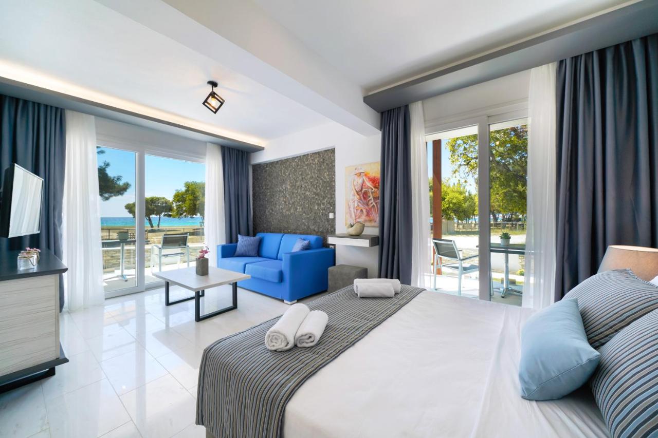 Studio Apartment with Sea View