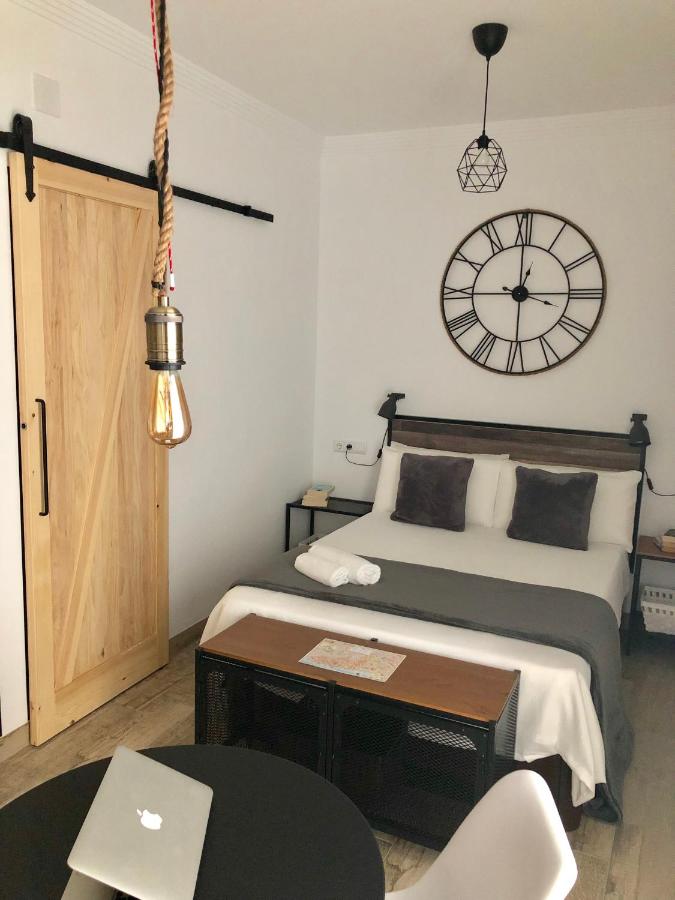 B&B Nerja - Apartamentos RuiSol - AUTO CHECKIN - by Centrall alquileres turísticos - Bed and Breakfast Nerja