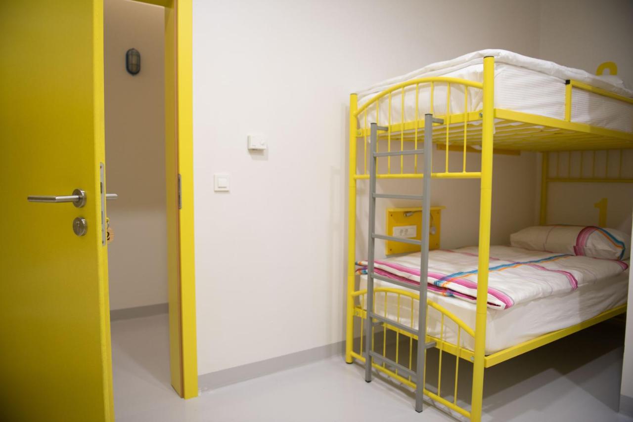 6-Bed Mixed Dormitory Room