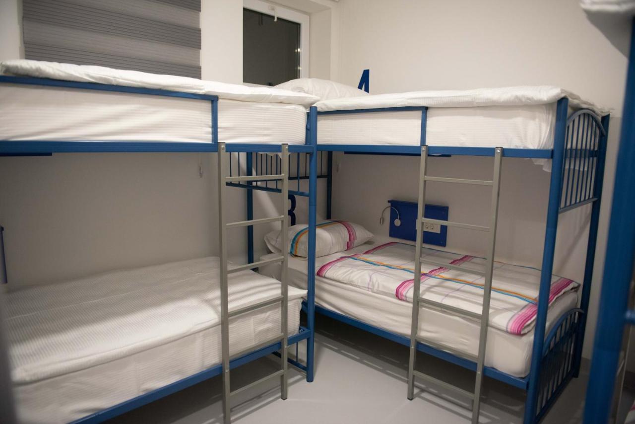 6-Bed Mixed Dormitory Room