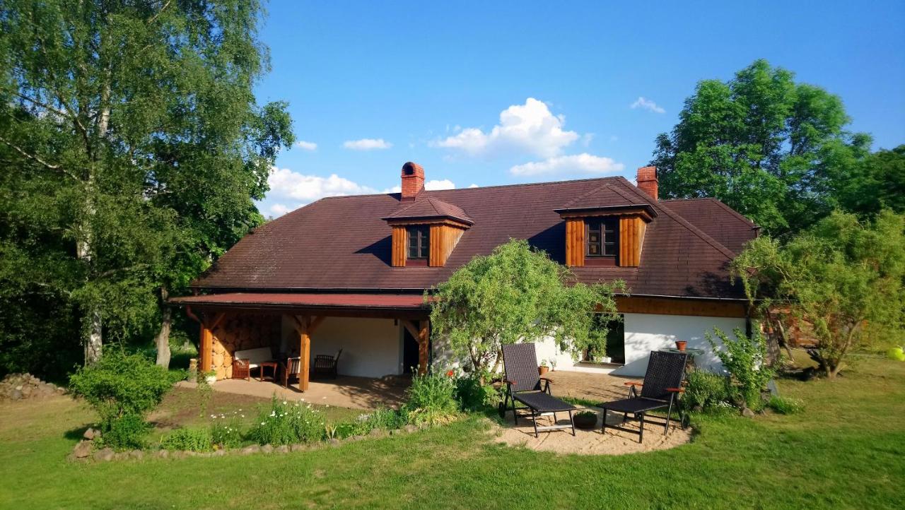 Forest Rustic Apartment Brdy - Bed and Breakfast