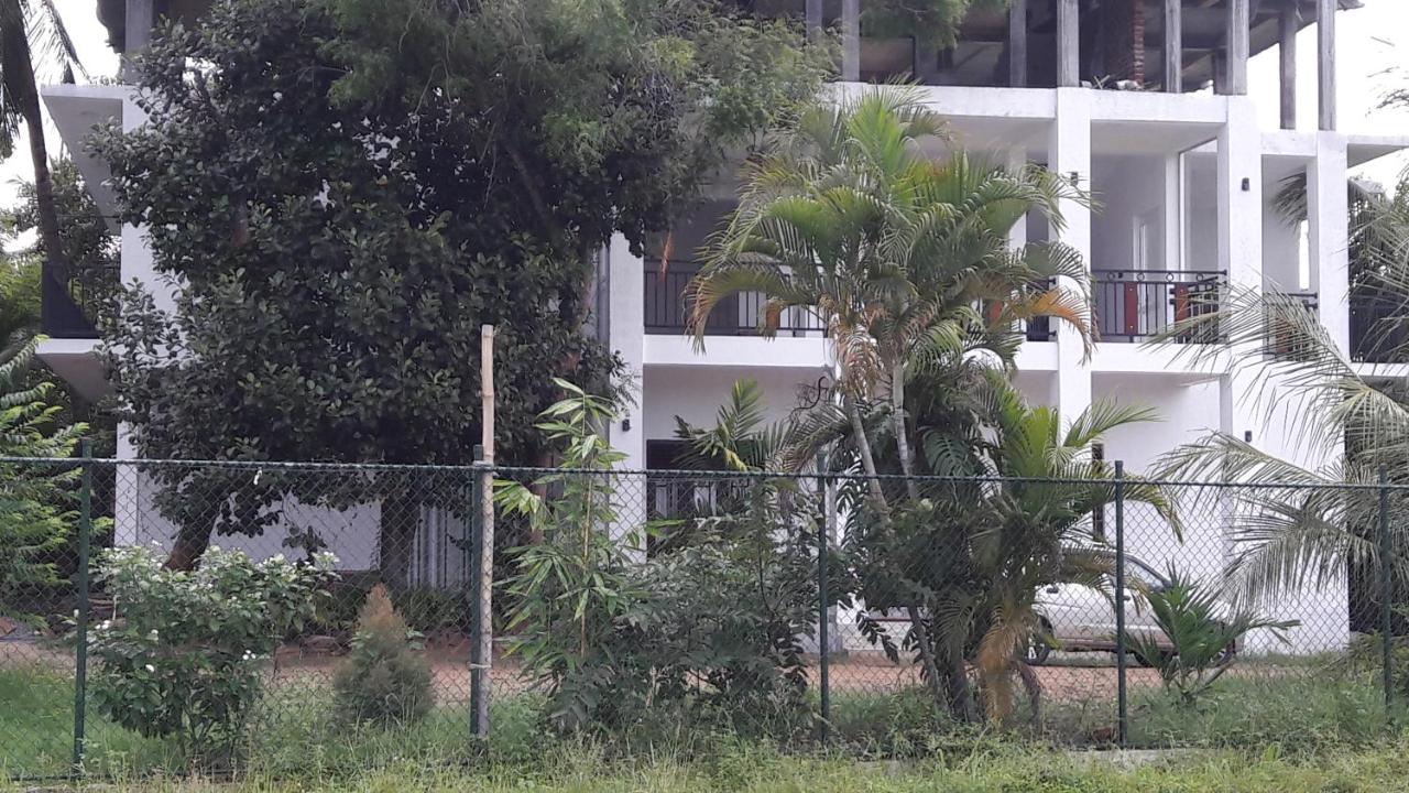 Risenlak Holiday Resort - Ferienwohnung Polonnaruwa