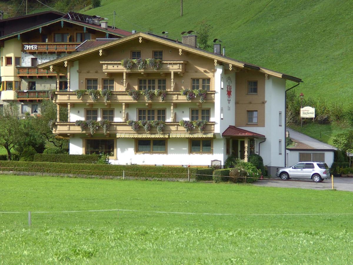B&B Zellberg - Landhaus Tirol - Bed and Breakfast Zellberg