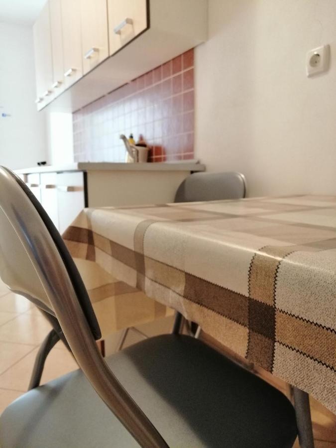 Apartment mit Balkon