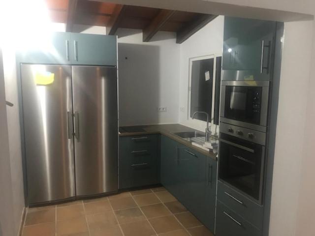 Casa independiente con piscina y pista deportiva privadas - Ferienwohnung