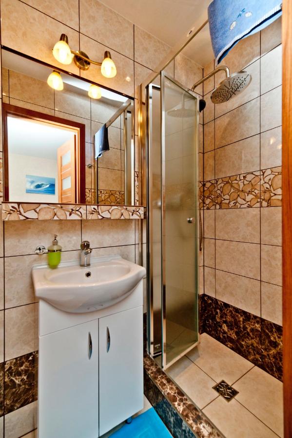 Triple Room with Bathroom