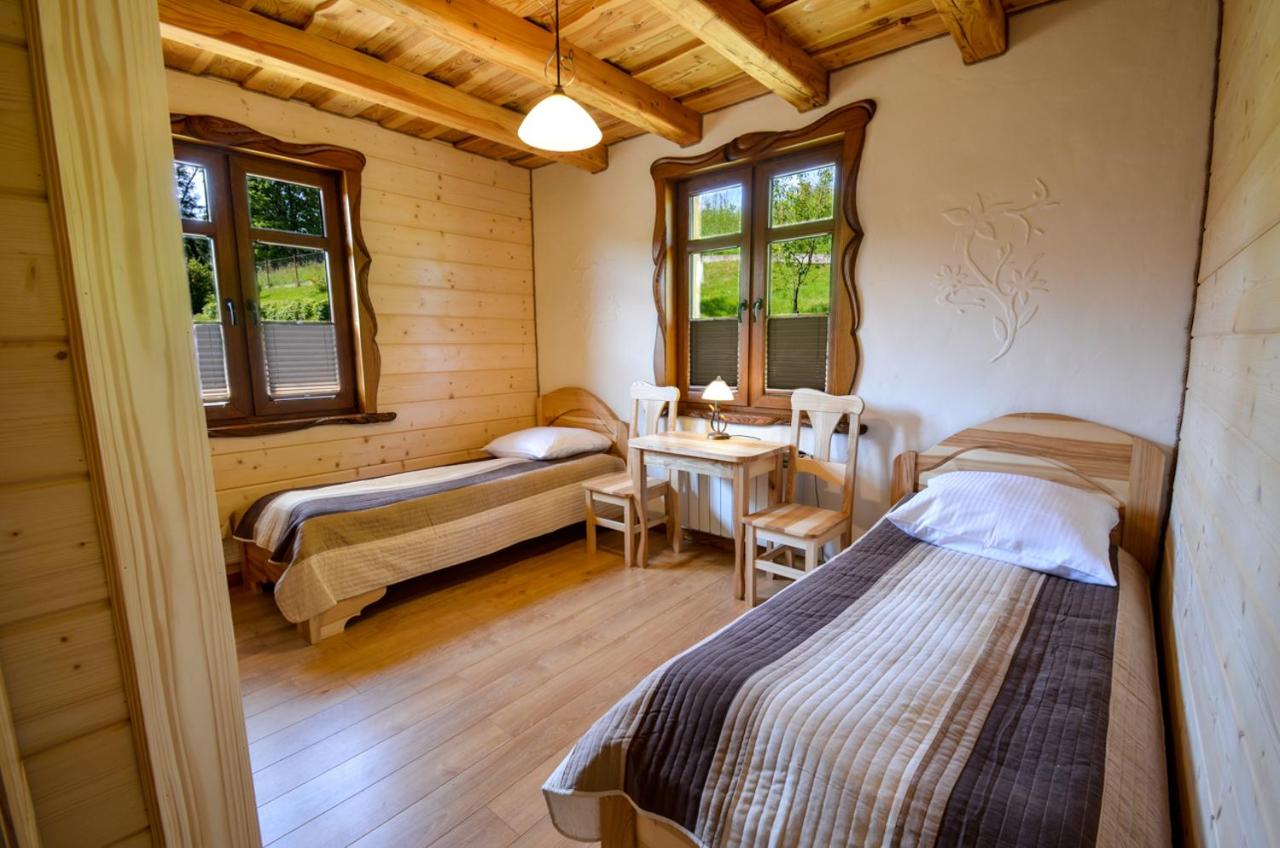 Kleines Zweibettzimmer