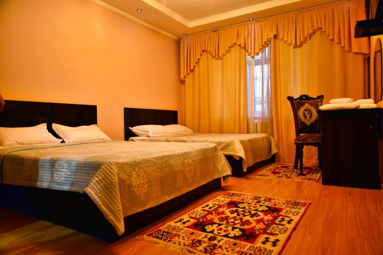 B&B Oš - Astoria B&B - Bed and Breakfast Oš