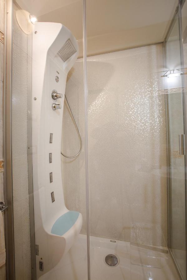 Villa Nuba,con private SPA room, camino a legna ogni comfort, in campagna a due passi dal cuore del centro storico di Perugia - Chambres d'hôtes Pérouse