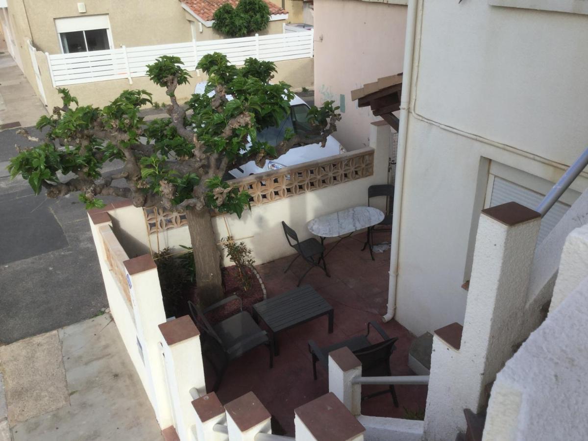 Villa Magaly T4 à 50 m de la plage et de Valras centre avec linge de lit et ménage inclus - Chambres d'hôtes Valras-Plage