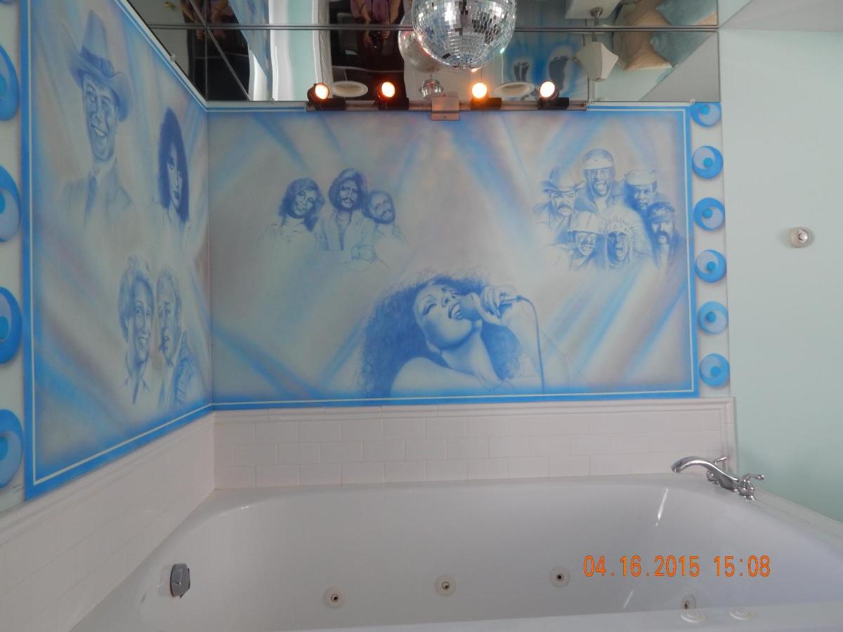 King Room with Spa Bath
