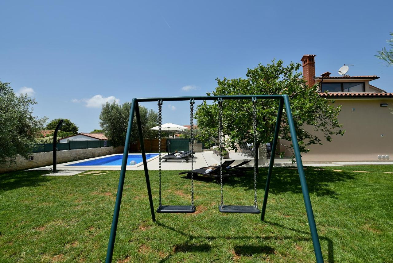 House Vedran 1125 - B&B Galižana