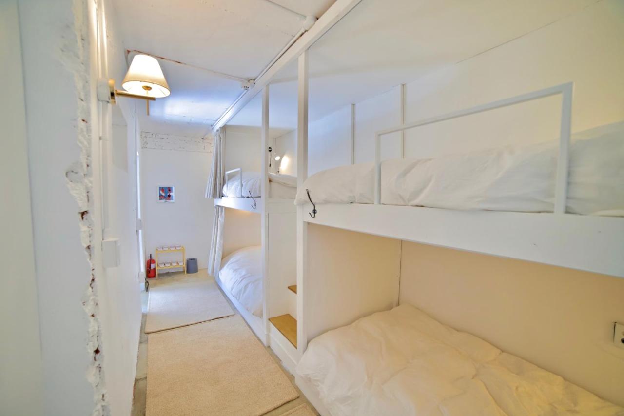 Letto a Castello in Dormitorio Femminile