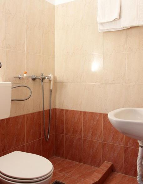 Studio (1 Adult)